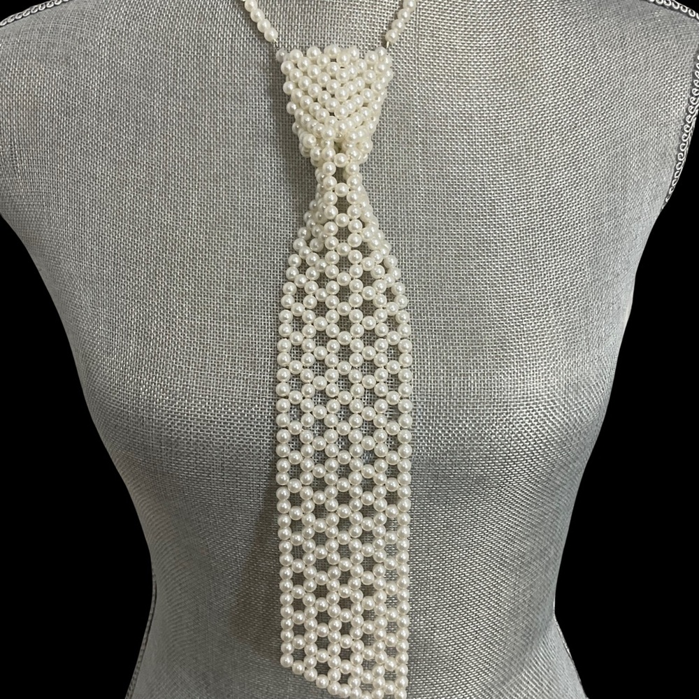 White Pearl Tie Choker Necklace - Picture 2 of 6